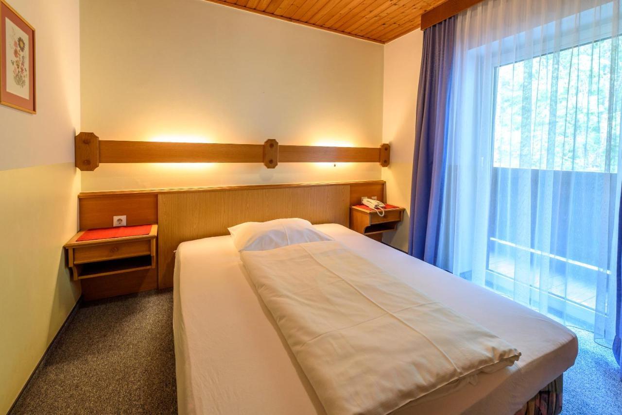 & Taferne Hotel 3*